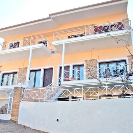 Dorothea'S Villa Platanos  Exterior photo